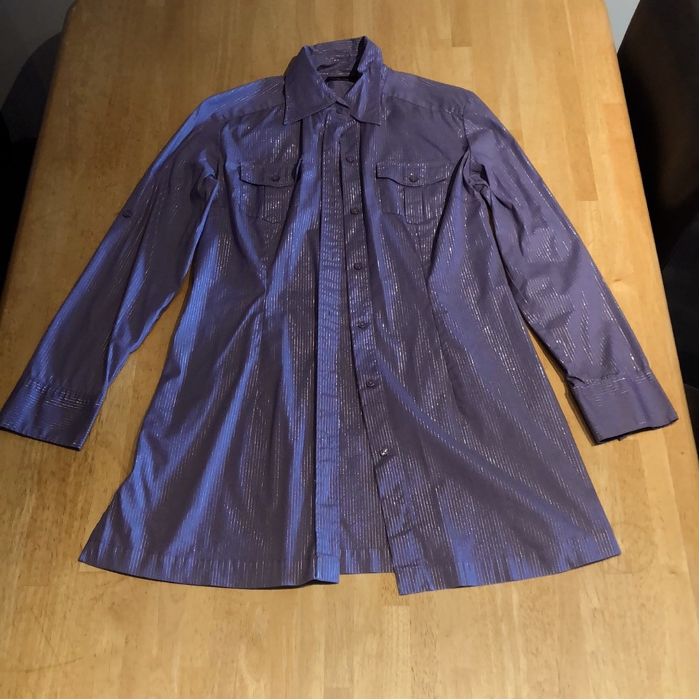 ♥️👚 2/$8 - NY&Co Long Length Striped Button Down Top, M